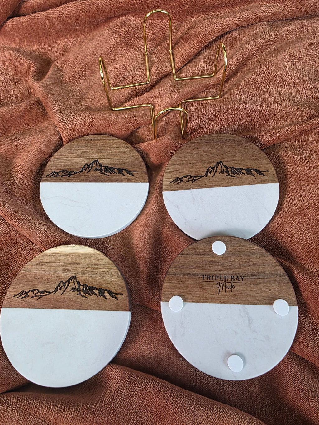 Round Wood & Marble Coasters – Engraved Sawtooth