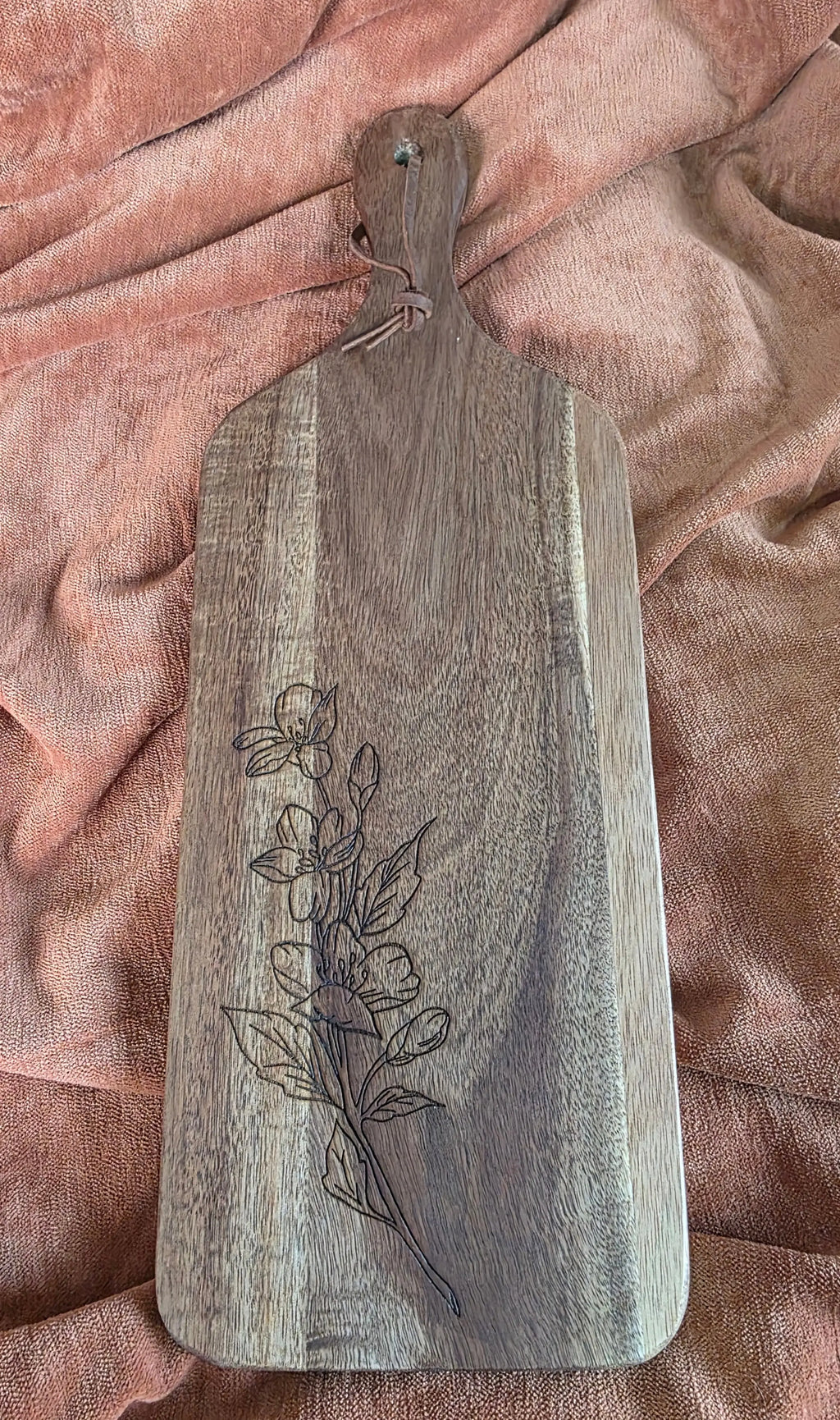Sweet Mock Orange Engraved Acacia Serving Board – Floral Collection | Handmade Charcuterie Board Triple Bay Made