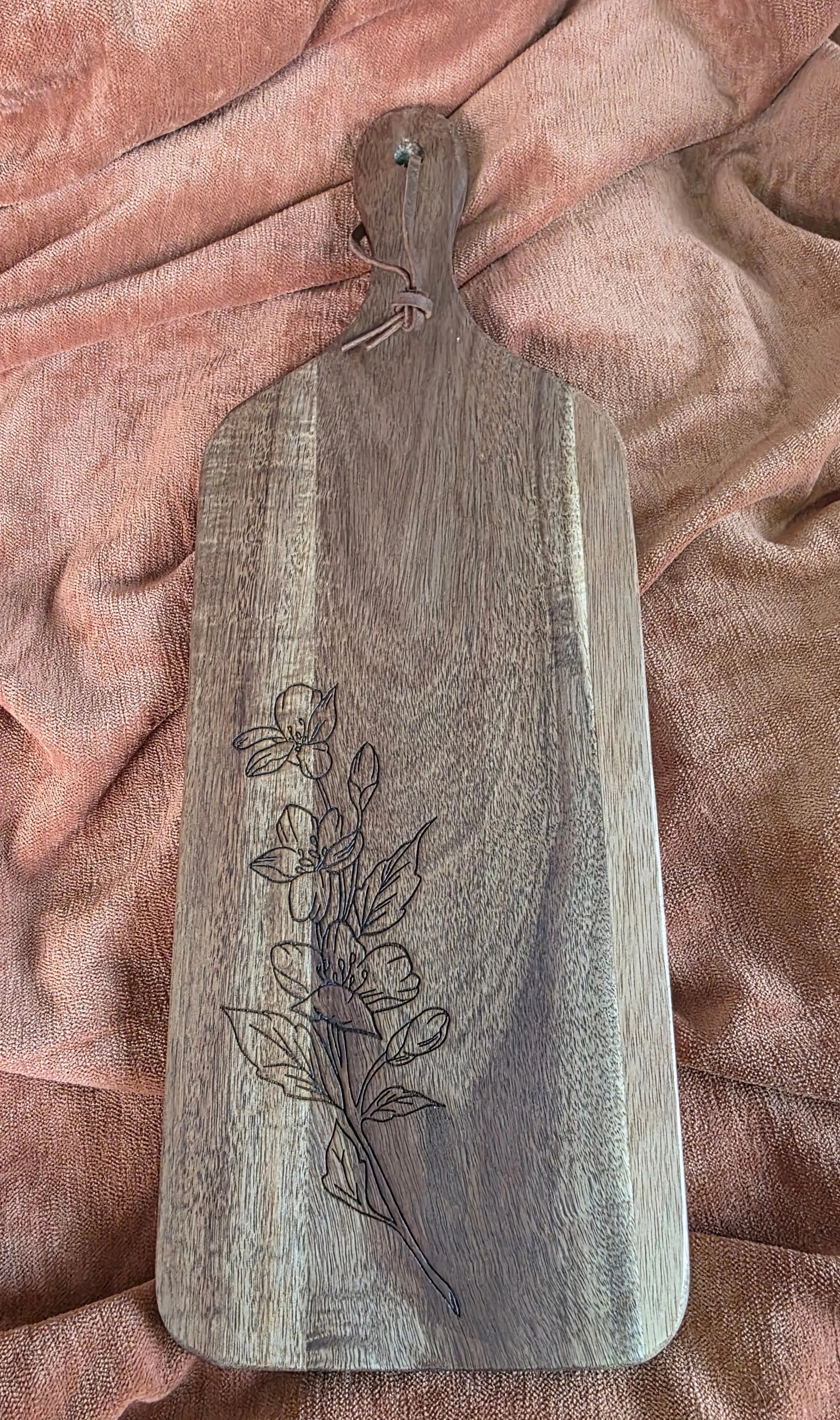 Sweet Mock Orange Engraved Acacia Serving Board – Floral Collection | Handmade Charcuterie Board Triple Bay Made